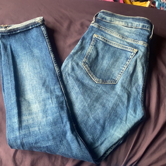 Distress jeans - Picture 2 of 4